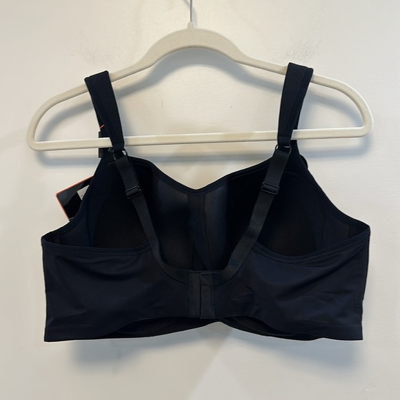 Panache NWT Women's High Impact
Underwired Full Support Sports Bra 5021
Size 40F - Picture 13 of 13